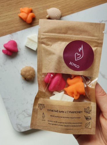 woski zapachowe Dyniowe Latte z Cynamonem SOYLO.jpg
