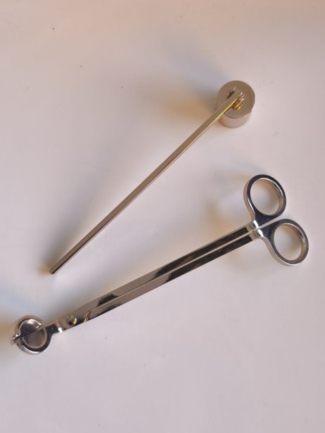 nożyce do przycinania knotów i gasidło do knotów soylo z góry.jpg