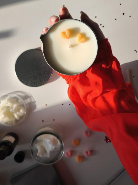 walentynkowe świece do masażu od soylo zapisz się na warsztaty.jpg