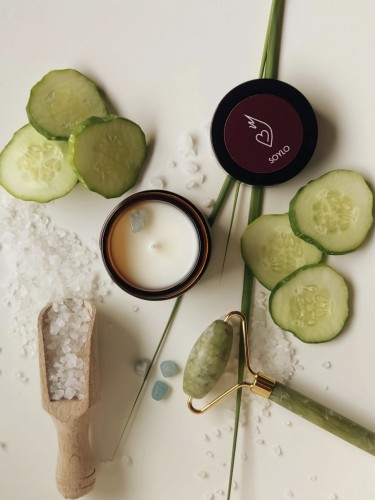 świeca zapachowa Wellness z ogórkiem wosk sojowy ogórek  120 ml sól morska SOYLO